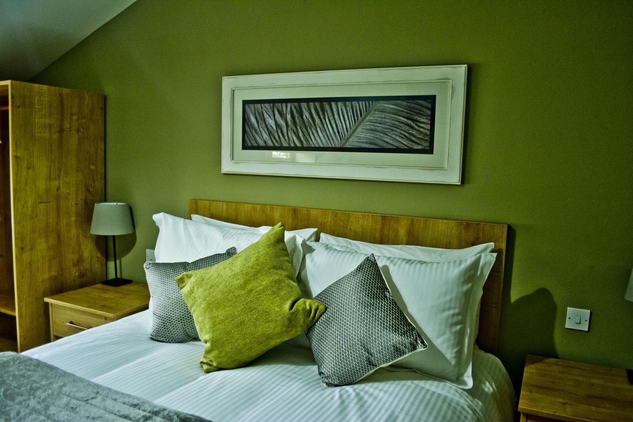 The Ugly Duckling Bed & Breakfast Telford Exterior foto