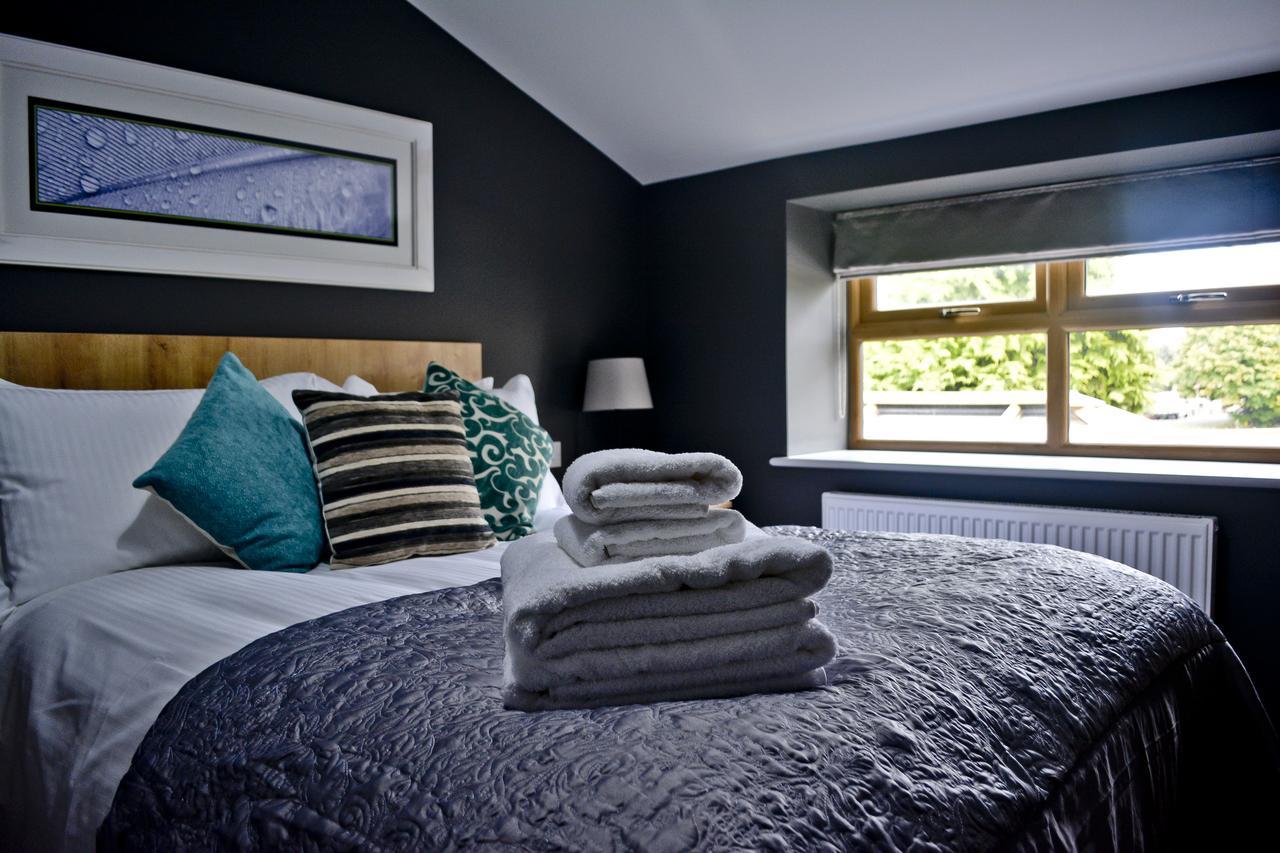 The Ugly Duckling Bed & Breakfast Telford Exterior foto
