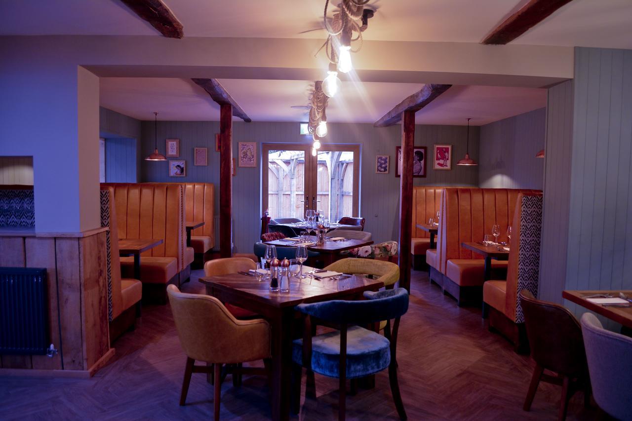 The Ugly Duckling Bed & Breakfast Telford Exterior foto