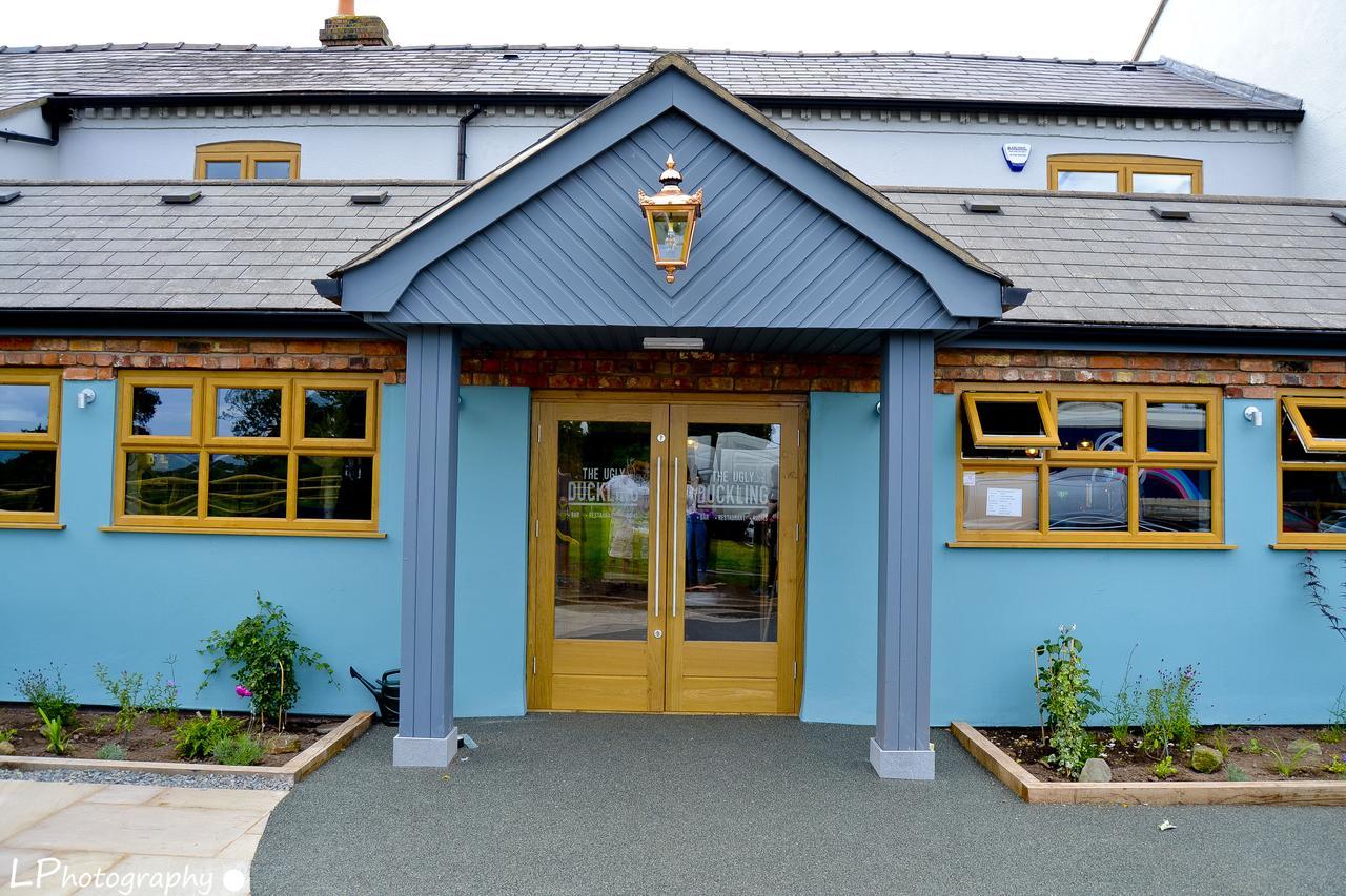 The Ugly Duckling Bed & Breakfast Telford Exterior foto